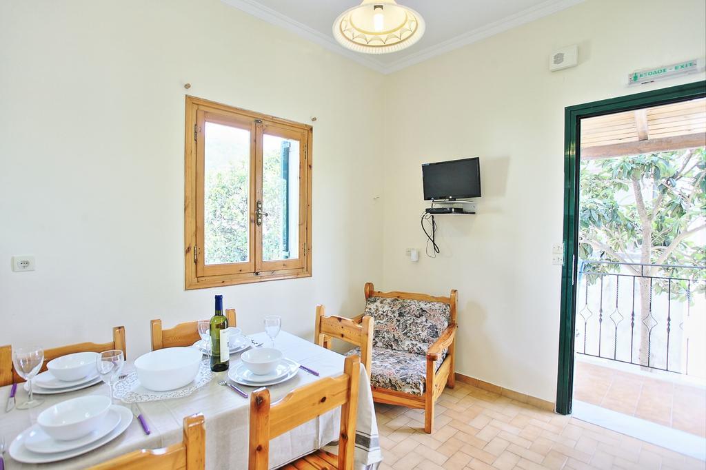 Zouli Sophia Apartman Kalámi Kültér fotó